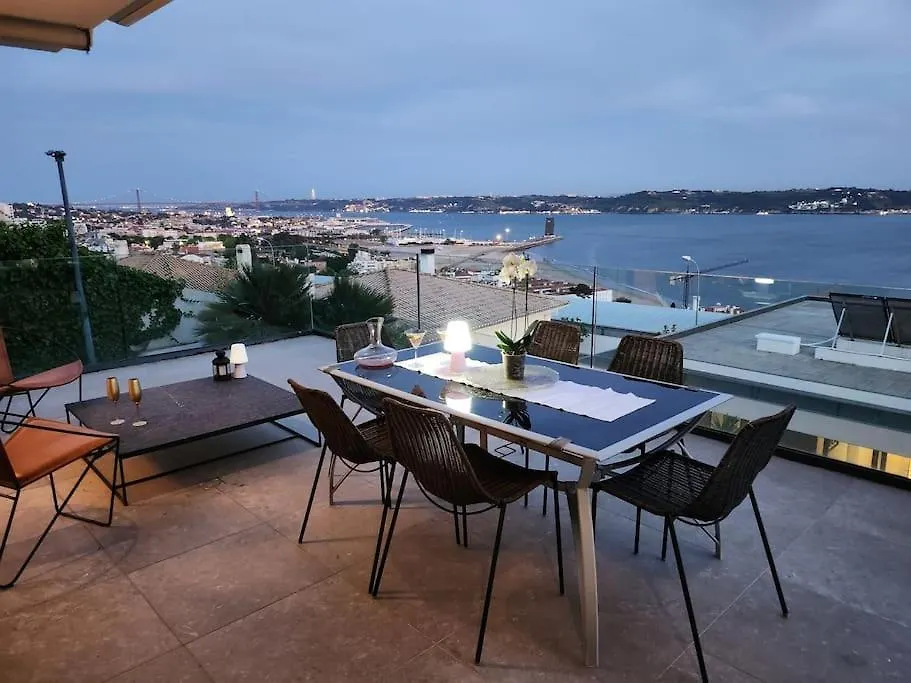 Modern Villa With Sea & River View Pool And Gym. Lisboa